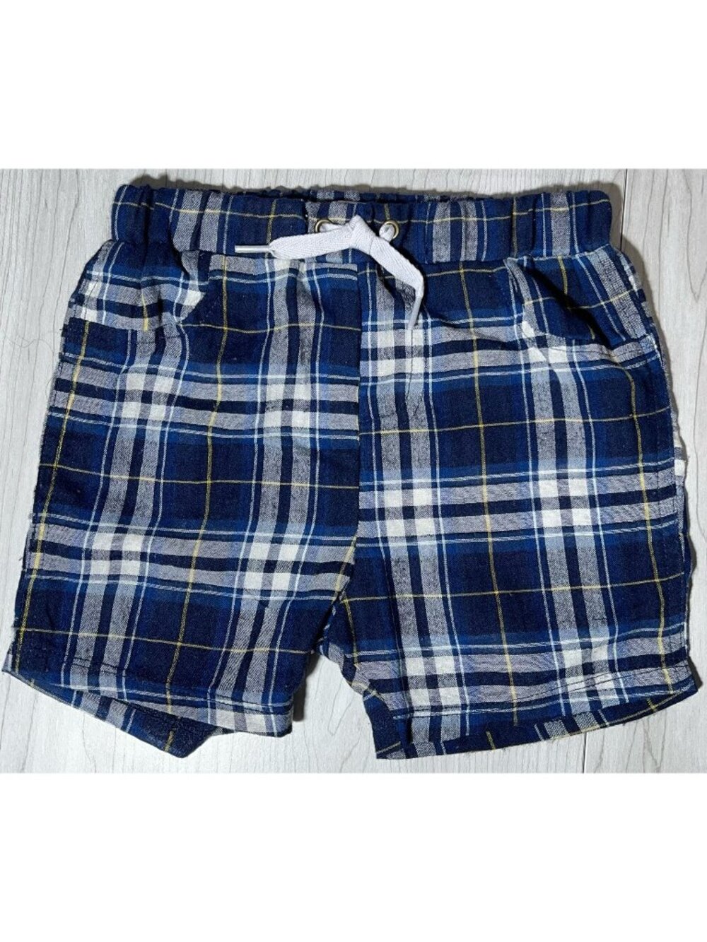 Mud Pie 12-18m navy blue white yellow plaid shorts